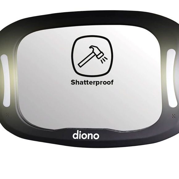 Diono baby car light up mirror, good condition - Picture 4 of 7